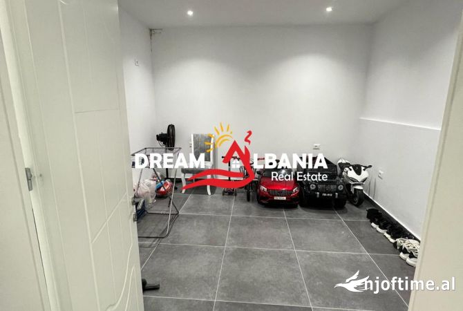 Shtepi me qera Apartament ne Tirane, 3+1, Mobilimi E mobiluar, Pagesa 450  Euro.