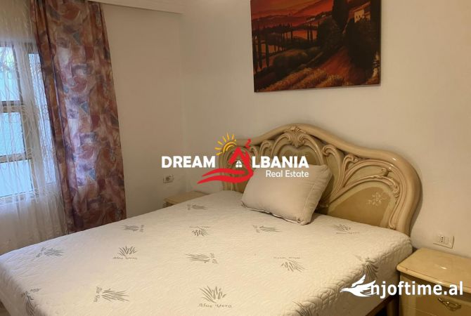 Shtepi me qera Apartament ne Tirane, 1+1, Mobilimi E mobiluar, Pagesa 550  Euro.