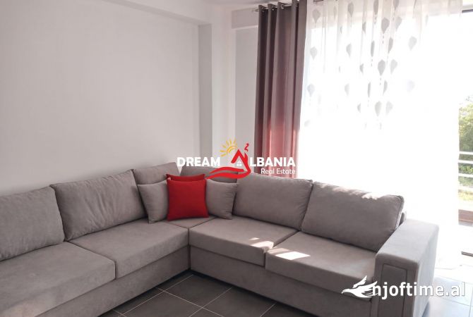 Shtepi me qera 2+1 ne Tirane - 40,000 Leke
