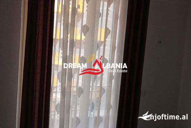 Shtepi me qera Apartament ne Tirane, 2+1, Mobilimi E mobiluar, Pagesa 40,000  Leke.