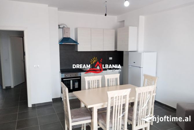 Shtepi me qera 2+1 ne Tirane - 40,000 Leke