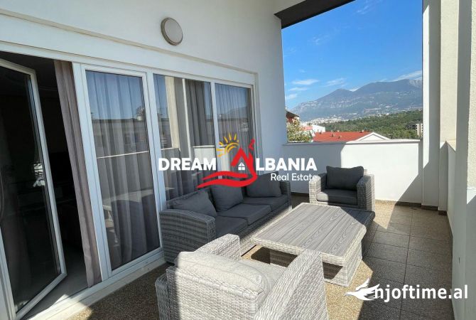 Shtepi me qera Apartament ne Tirane, 3+1, Mobilimi E mobiluar, Pagesa 1,100  Euro.