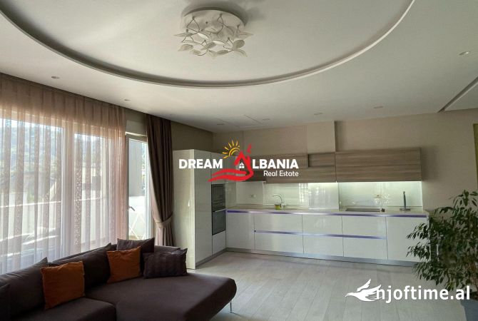 Shtepi me qera 3+1 ne Tirane - 1,100 Euro