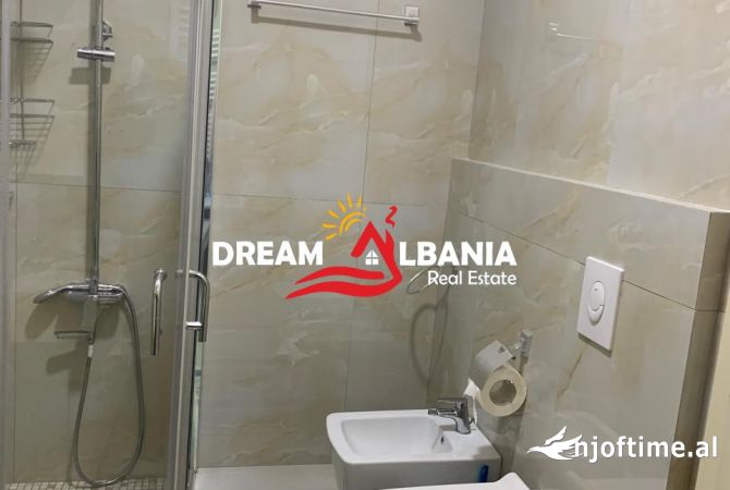 Shtepi me qera Apartament ne Tirane, 2+1, Mobilimi E mobiluar, Pagesa 900  Euro.