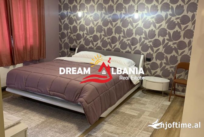 Shtepi me qera 2+1 ne Tirane - 900 Euro