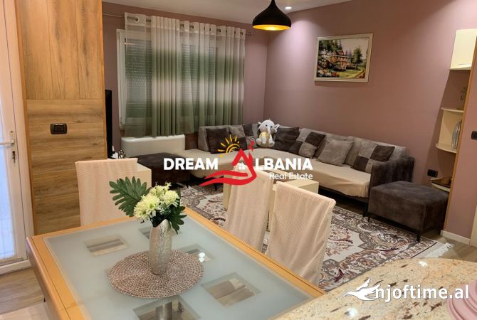 Shtepi me qera 2+1 ne Tirane - 900 Euro