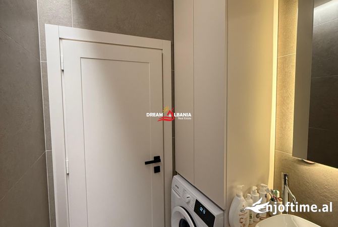 Shtepi me qera Apartament ne Tirane, 1+1, Mobilimi E mobiluar, Pagesa 900  Euro.