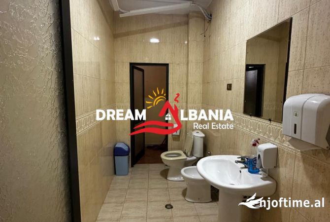 Ambient biznesi me qera prane rruges Mine Peza ID(42611101)