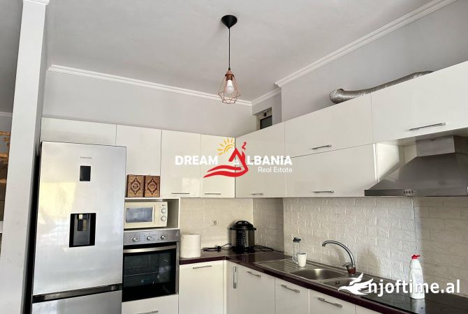 Shtepi ne shitje Apartament ne Tirane, 2+1, Mobilimi E mobiluar, Pagesa 270,000  Euro.