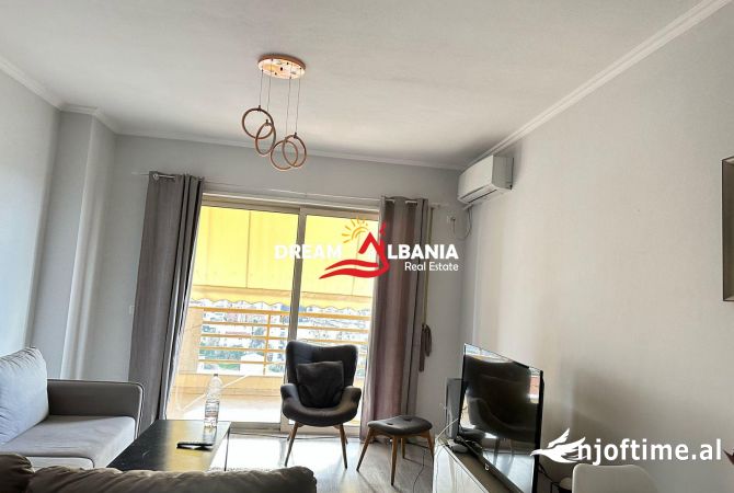 Shtepi ne shitje Apartament ne Tirane, 2+1, Mobilimi E mobiluar, Pagesa 270,000  Euro.