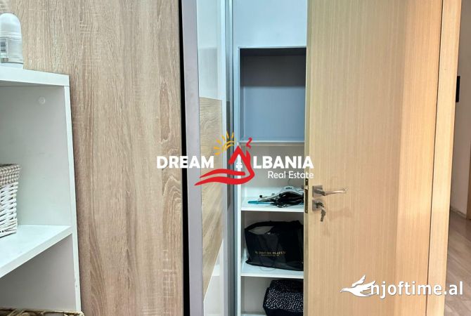 Shtepi ne shitje Apartament ne Tirane, 2+1, Mobilimi E mobiluar, Pagesa 270,000  Euro.