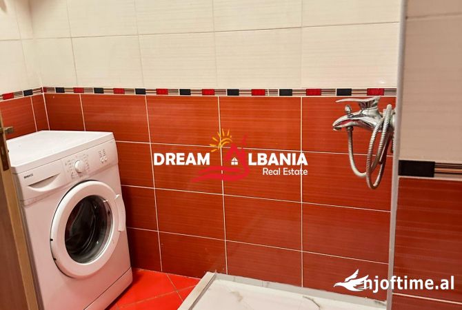 Shtepi ne shitje Apartament ne Tirane, 2+1, Mobilimi E mobiluar, Pagesa 270,000  Euro.