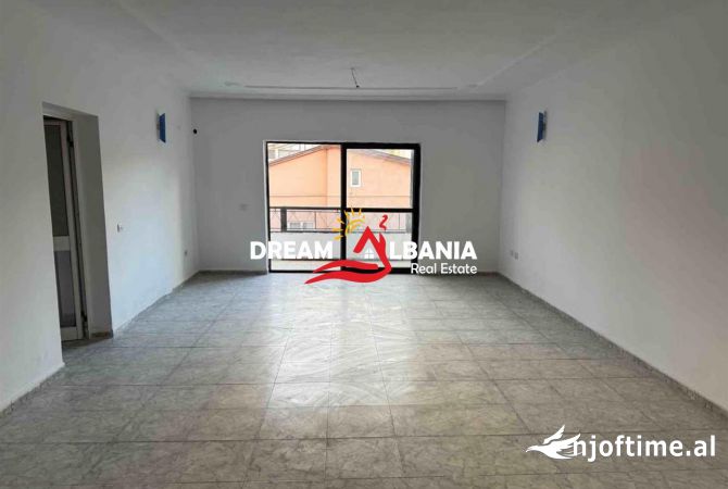 Shtepi ne shitje 3+1 ne Tirane - 320,000 Euro