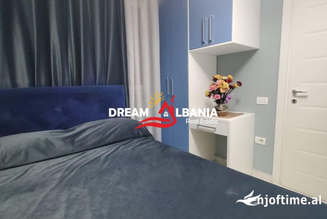 Shtepi me qera Apartament ne Tirane, 2+1, Mobilimi E mobiluar, Pagesa 800  Euro.