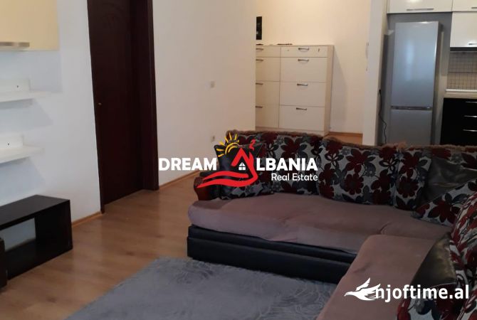 Shtepi me qera 2+1 ne Tirane - 510 Euro