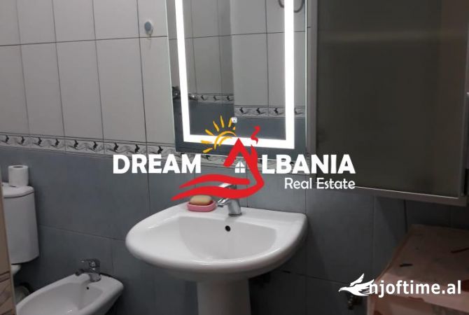 Shtepi me qera Apartament ne Tirane, 2+1, Mobilimi E mobiluar, Pagesa 510  Euro.