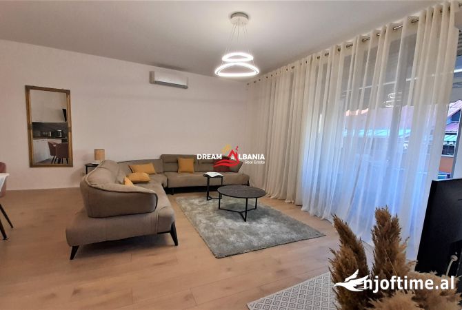 Shtepi me qera 2+1 ne Tirane - 1,500 Euro