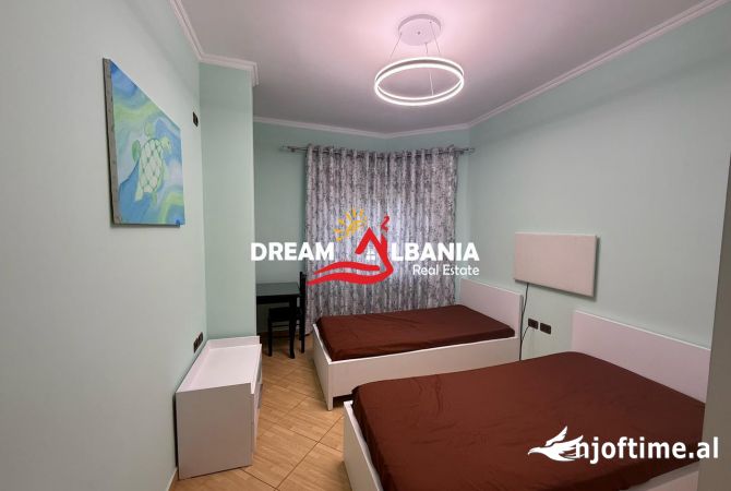 Shtepi me qera Apartament ne Tirane, 2+1, Mobilimi E mobiluar, Pagesa 650  Euro.