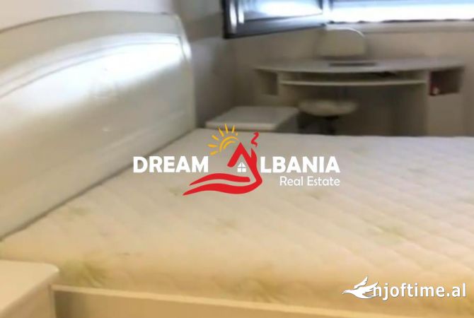 Shtepi ne shitje Apartament ne Tirane, 2+1, Mobilimi E mobiluar, Pagesa 175,000  Euro.
