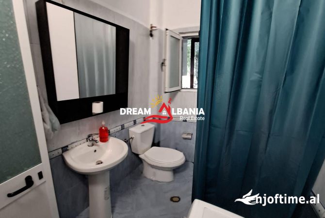 Shtepi me qera Apartament ne Tirane, 1+1, Mobilimi E mobiluar, Pagesa 450  Euro.