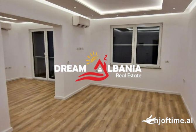 Shtepi me qera 2+1 ne Tirane - 900 Euro
