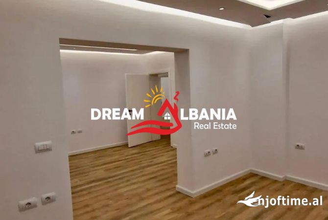 Shtepi me qera 2+1 ne Tirane - 900 Euro