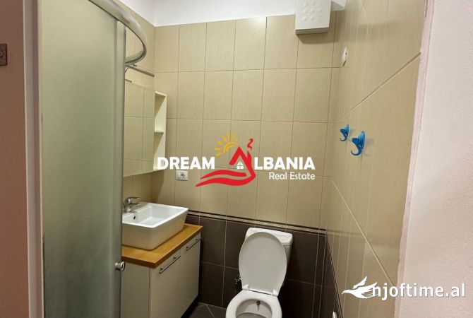 Shtepi ne shitje Apartament ne Tirane, 3+1, Mobilimi E mobiluar, Pagesa 227,000  Euro.
