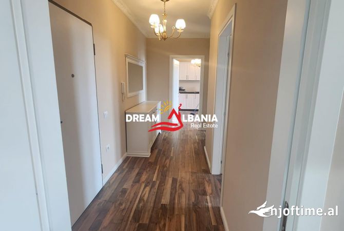 Shtepi ne shitje Apartament ne Tirane, 2+1, Mobilimi Bosh, pa mobiluar, Pagesa 250,000  Euro.