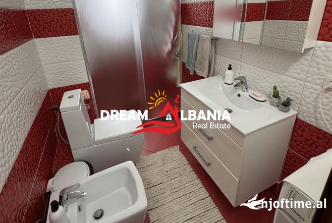 Shtepi ne shitje Apartament ne Tirane, 2+1, Mobilimi E mobiluar, Pagesa 101,000  Euro.