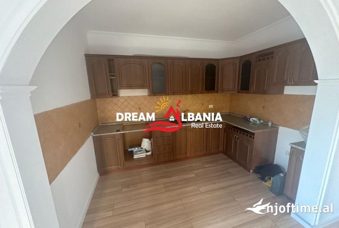Shtepi ne shitje 2+1 ne Tirane - 170,000 Euro