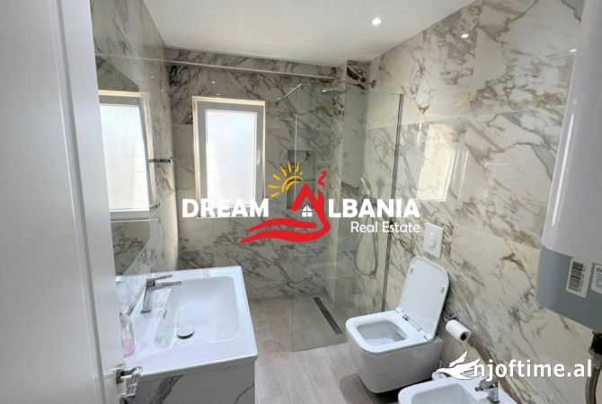 Shtepi me qera Apartament ne Tirane, 2+1, Mobilimi E mobiluar, Pagesa 1,000  Euro.