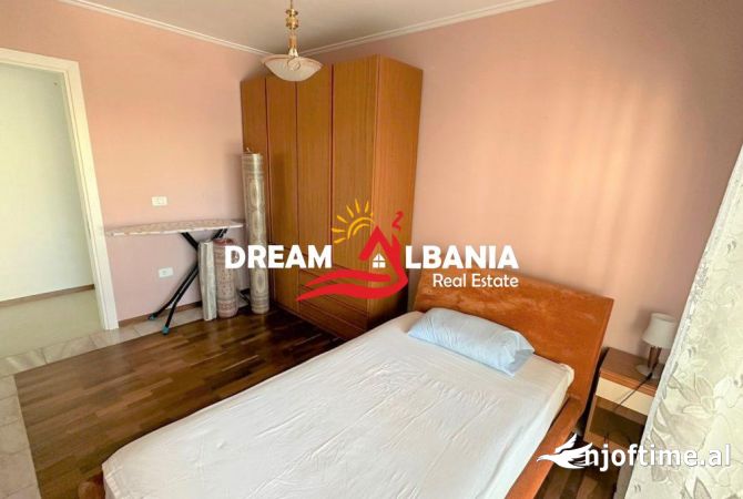 Shtepi me qera Apartament ne Tirane, 2+1, Mobilimi E mobiluar, Pagesa 1,000  Euro.