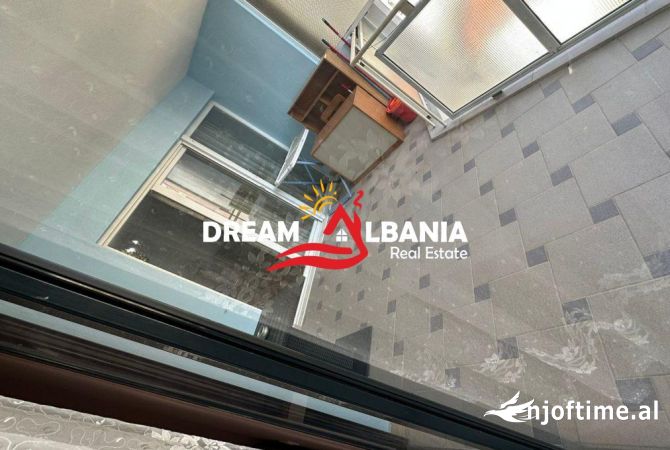 Shtepi me qera Apartament ne Tirane, 2+1, Mobilimi E mobiluar, Pagesa 1,000  Euro.