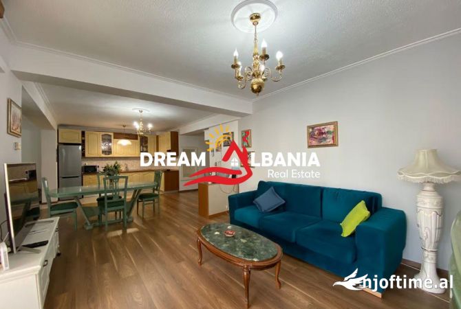 Casa in affitto 2+1 a Tirana - 1,000 Euro