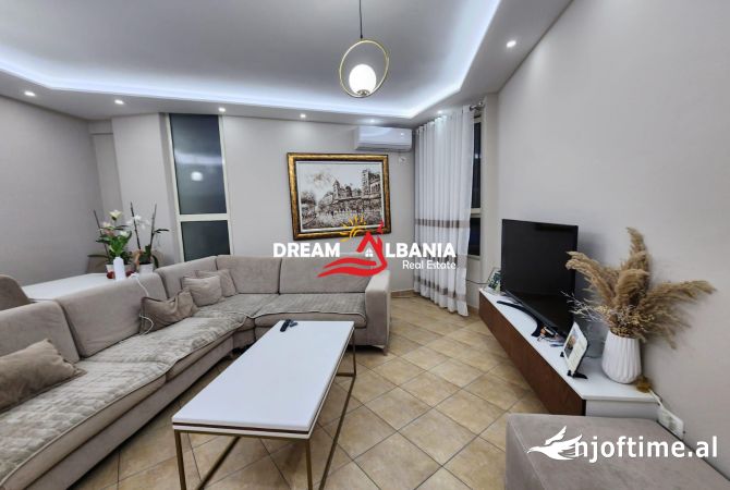 Shtepi ne shitje 1+1 ne Tirane - 90,000 Euro