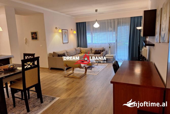 Shtepi me qera 2+1 ne Tirane - 900 Euro