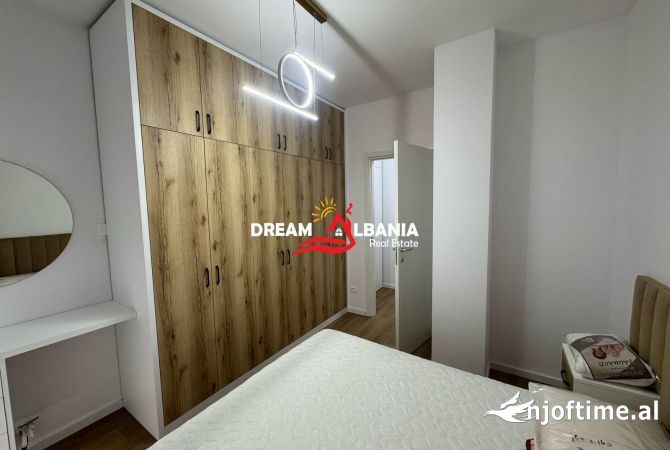 Shtepi me qera Apartament ne Tirane, 1+1, Mobilimi E mobiluar, Pagesa 550  Euro.