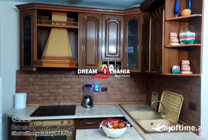 Shtepi me qera 2+1 ne Tirane - 450 Euro