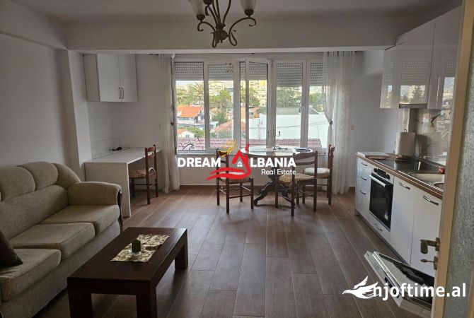 Shtepi me qera 1+1 ne Tirane - 450 Euro