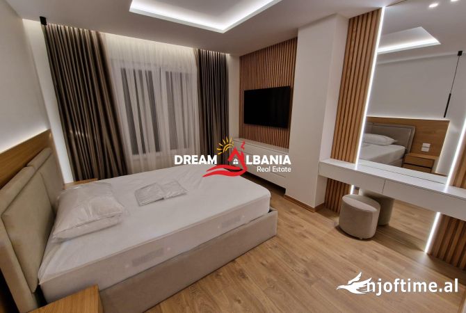 Shtepi me qera Apartament ne Tirane, 2+1, Mobilimi E mobiluar, Pagesa 1,000  Euro.