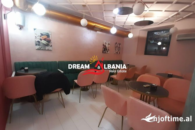 Ambient biznesi me qera 1+1 ne Tirane - 120,000 Leke