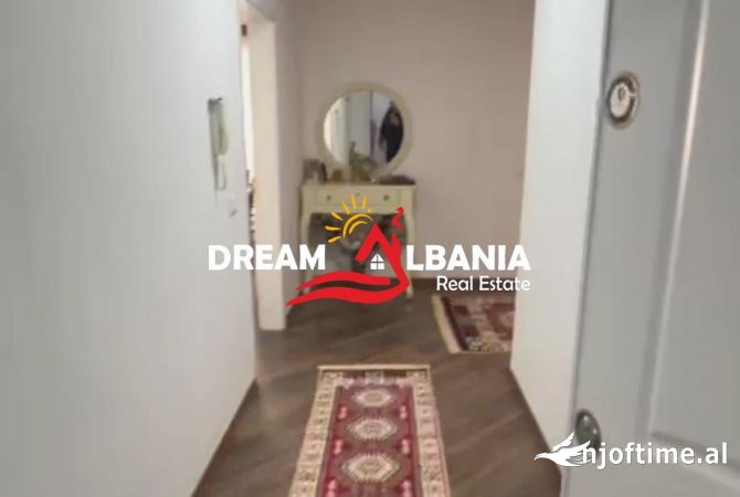Shtepi ne shitje Apartament ne Tirane, 2+1, Mobilimi E mobiluar, Pagesa 130,000  Euro.
