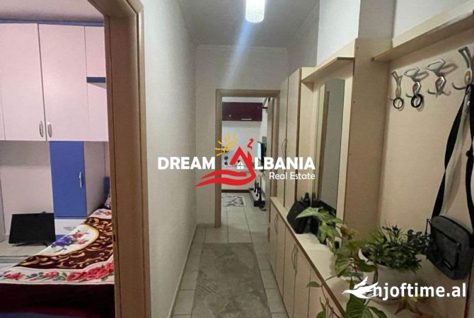 Shtepi ne shitje Apartament ne Tirane, 2+1, Mobilimi E mobiluar, Pagesa 125,000  Euro.
