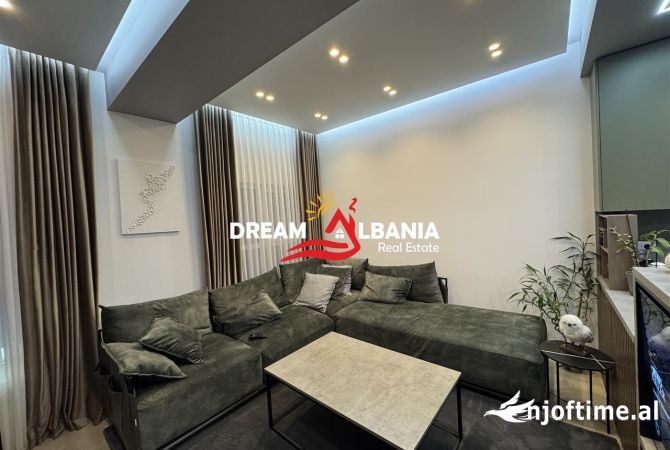 Shtepi ne shitje Apartament ne Tirane, 2+1, Mobilimi E mobiluar, Pagesa 168,000  Euro.