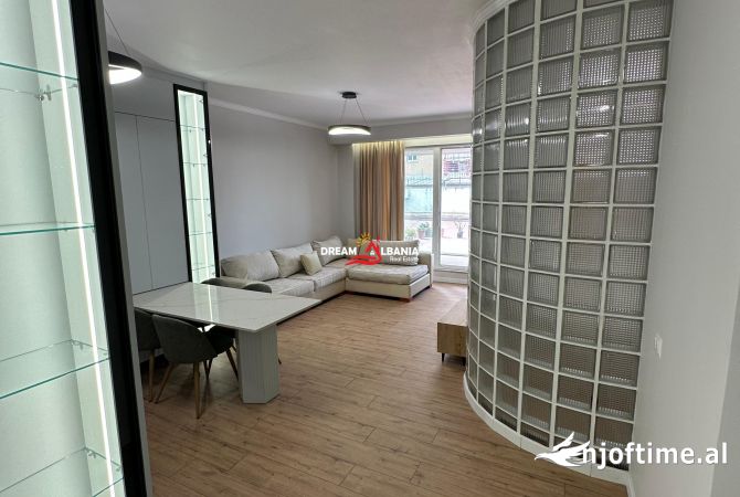 Casa in affitto 2+1 a Tirana - 1,000 Euro