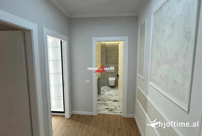 Shtepi me qera Apartament ne Tirane, 2+1, Mobilimi E mobiluar, Pagesa 1,000  Euro.