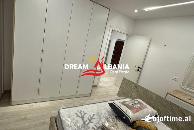Shtepi me qera Apartament ne Tirane, 1+1, Mobilimi E mobiluar, Pagesa 650  Euro.