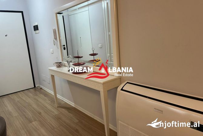 Shtepi me qera Apartament ne Tirane, 2+1, Mobilimi E mobiluar, Pagesa 80,000  Leke.