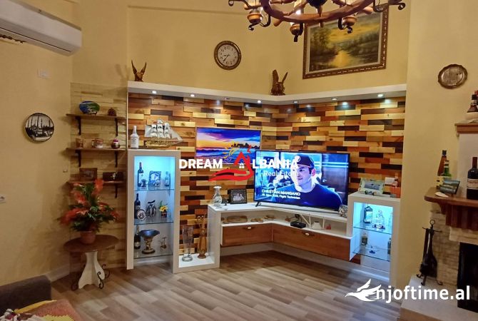 Shtepi ne shitje Apartament ne Durres, 2+1, Mobilimi E mobiluar, Pagesa 250,000  Euro.