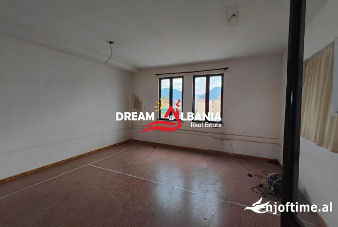 Ambjent Biznesi ne shitje tek Ish Frigoriferi, Rruga “Siri Kodra” ne Tirane (ID 4161098)